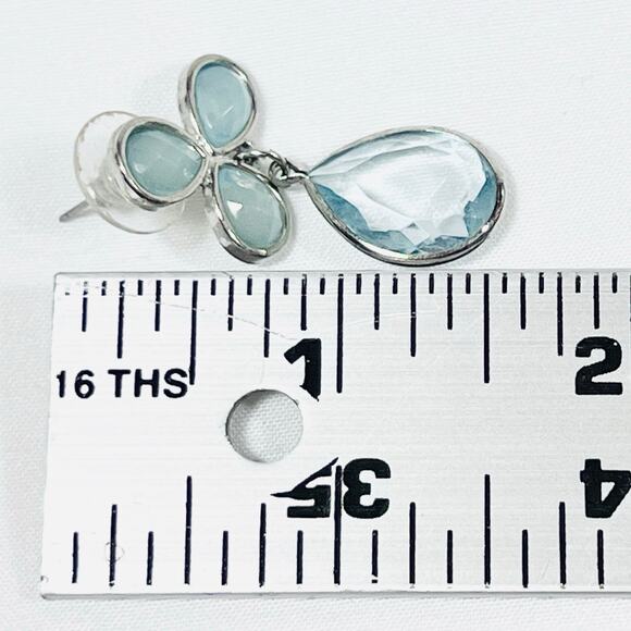 Vintage Dressy Silver Tone Blue Pear Cut Drop Earrings Formal Jewelry - Picture 5 of 5